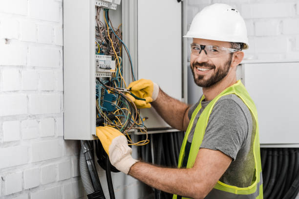 Best Electrical Repair Services  in Pleasant Prairie, WI